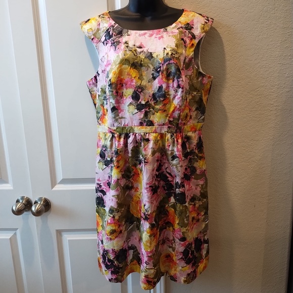I.N.C  Dress Knee Length sleeveless Floral Size 14 NWT - Picture 1 of 10